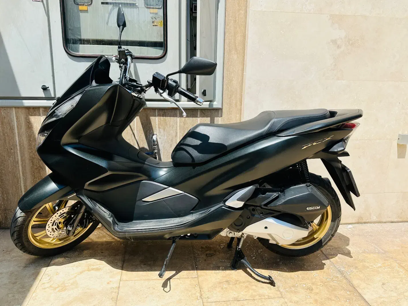 HONDA PCX 150|موتورسیکلت|اصفهان, هزارجریب|دیوار