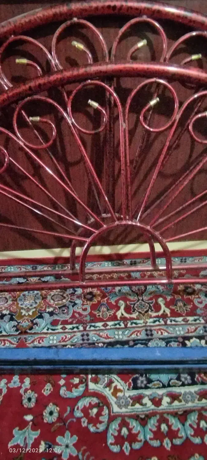 تخت فلزی فرفوژه 2نفردست دوم|تخت و سرویس خواب|اهواز, کوی جواهری|دیوار
