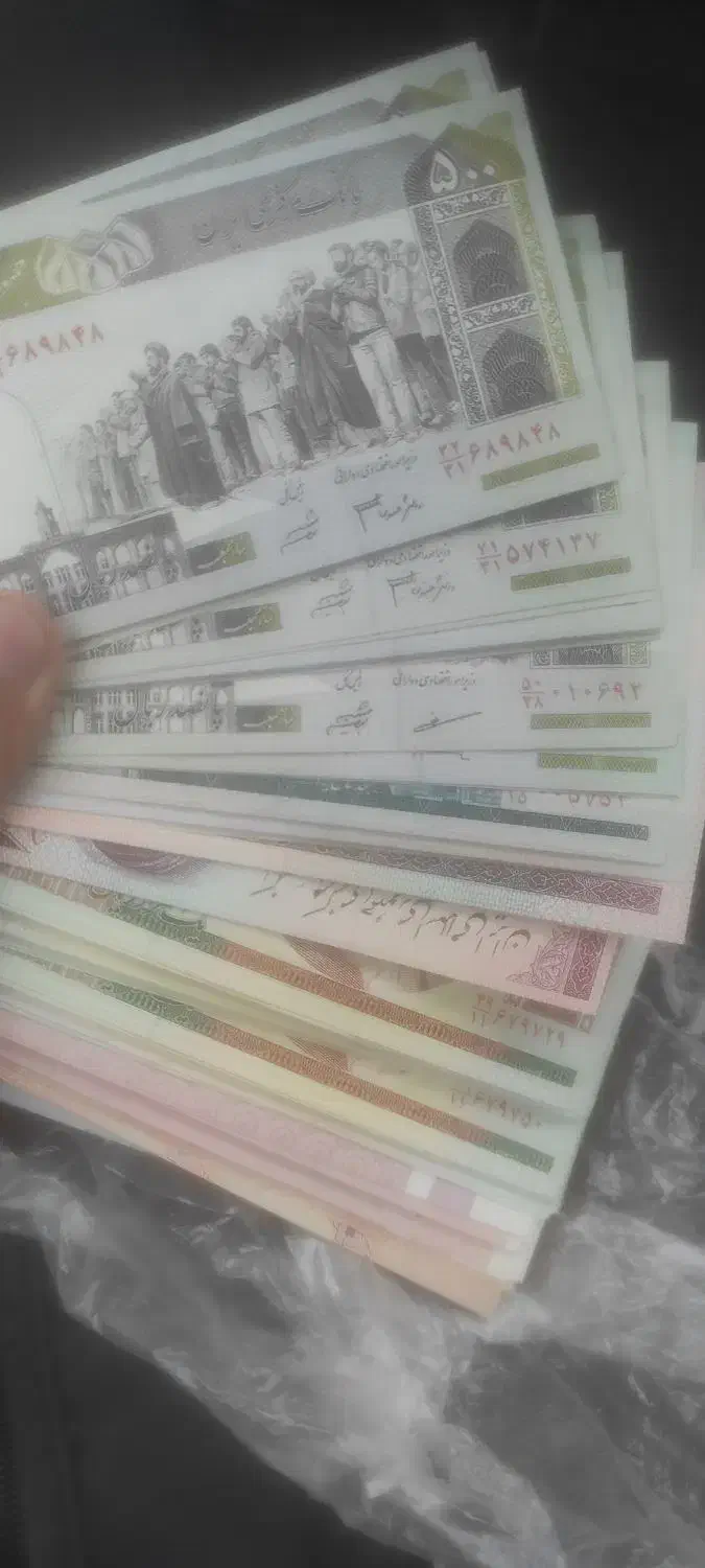 اسکناس نو و تا نخورده کلکسیونی|کلکسیون سکه، تمبر، اسکناس|ارومیه, |دیوار