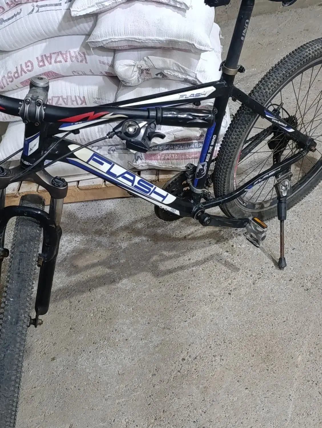 دوچرخه 26 فلش|دوچرخه، اسکیت، اسکوتر|گنبد کاووس, |دیوار