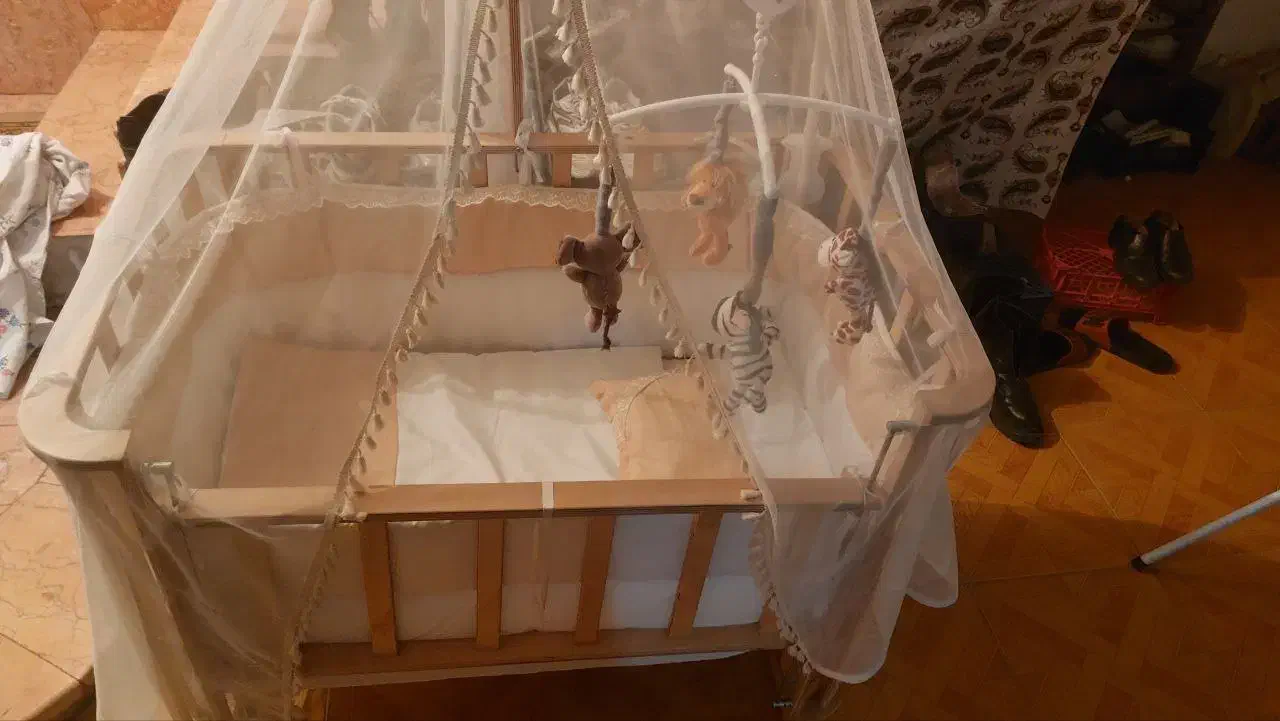 تخت کنار مادر|تخت و صندلی بچه|سنندج, |دیوار