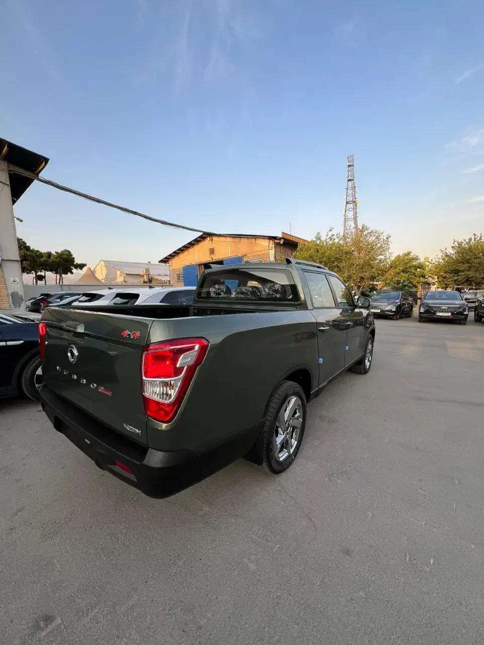 موسو گرند خان/musso grand khan|خودرو سواری و وانت|تهران, فرمانیه|دیوار