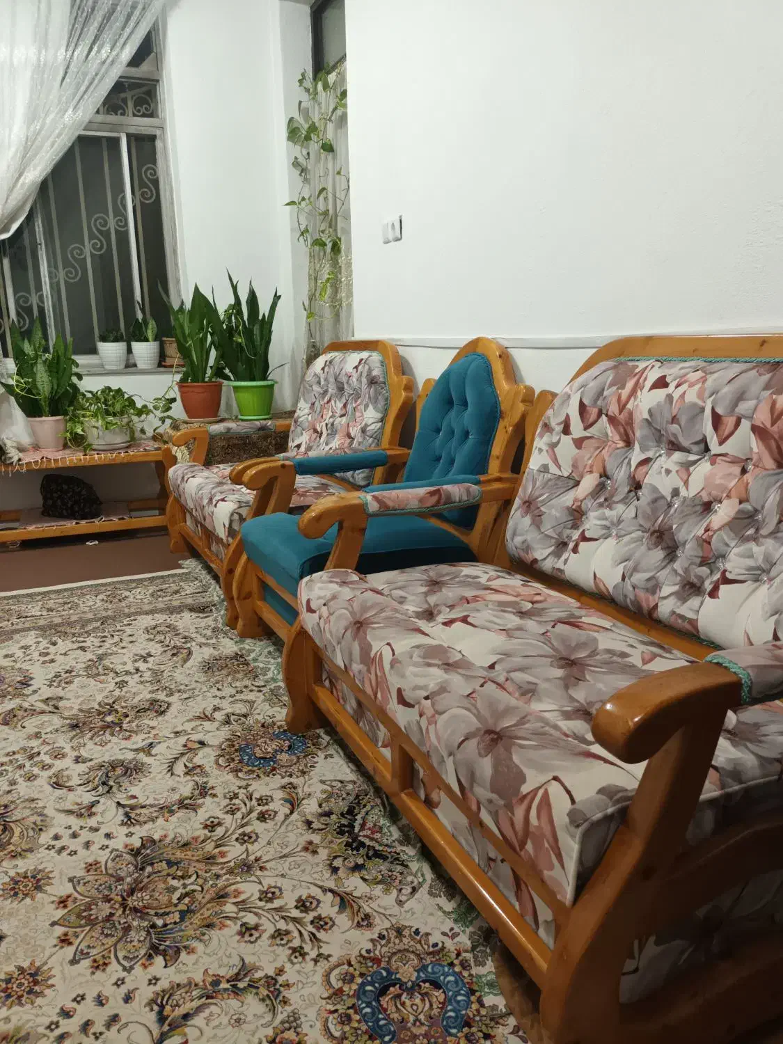 فروش مبل خانگی|مبلمان خانگی و میز عسلی|لنگرود, |دیوار