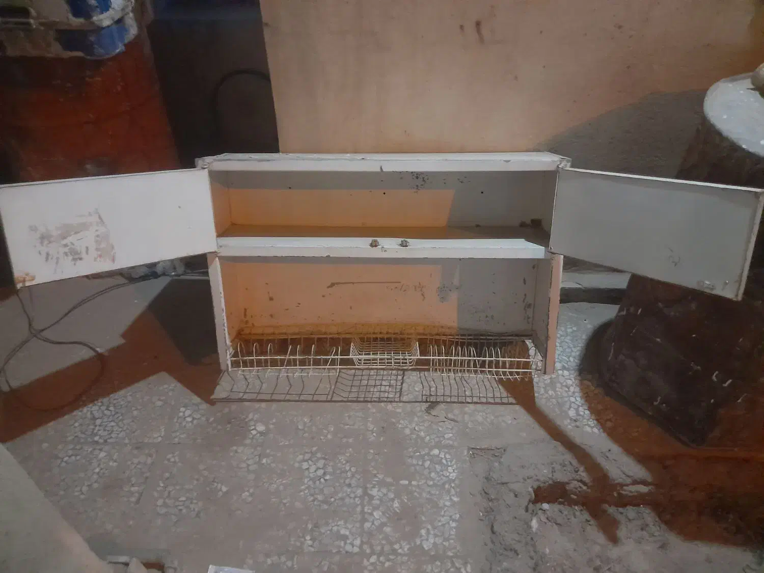 یک عددآب چکان سالم ومرتب بفروش میرسد|آب‌چکان و نظم‌دهنده ظروف|زابل, |دیوار