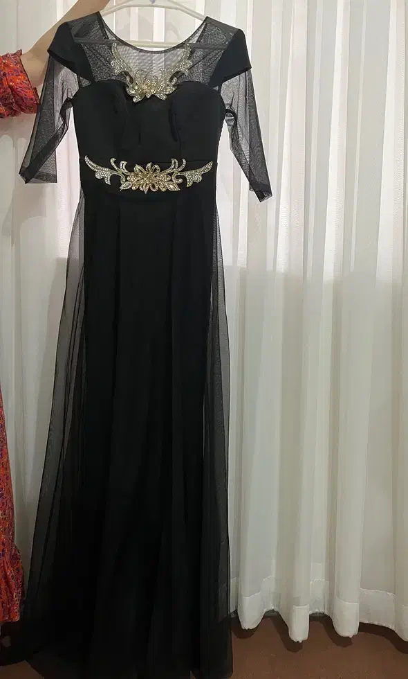 لباس مجلسی|لباس|آق قلا, |دیوار