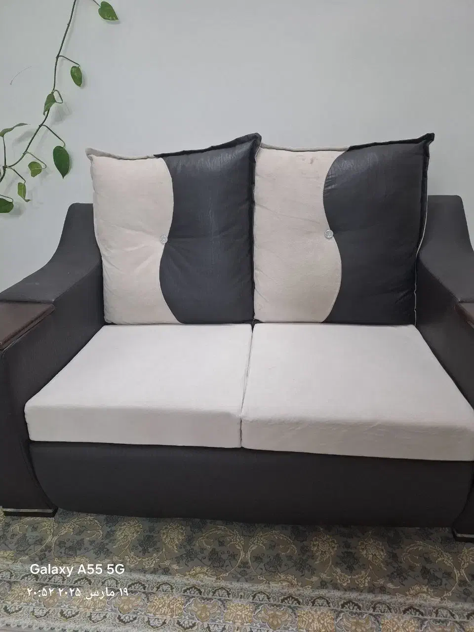 مبلمان راحتی نیم ست|مبلمان خانگی و میز عسلی|قم, باجک یک|دیوار