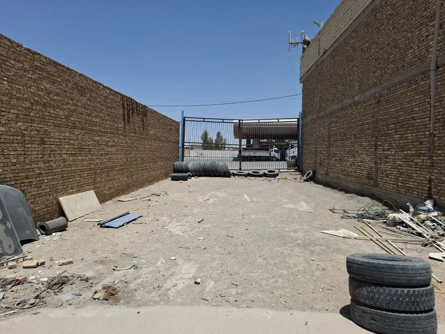 زمین تجاری 50متری داخل پمپ بنزین امام رضا|فروش مغازه و غرفه|زارچ, |دیوار