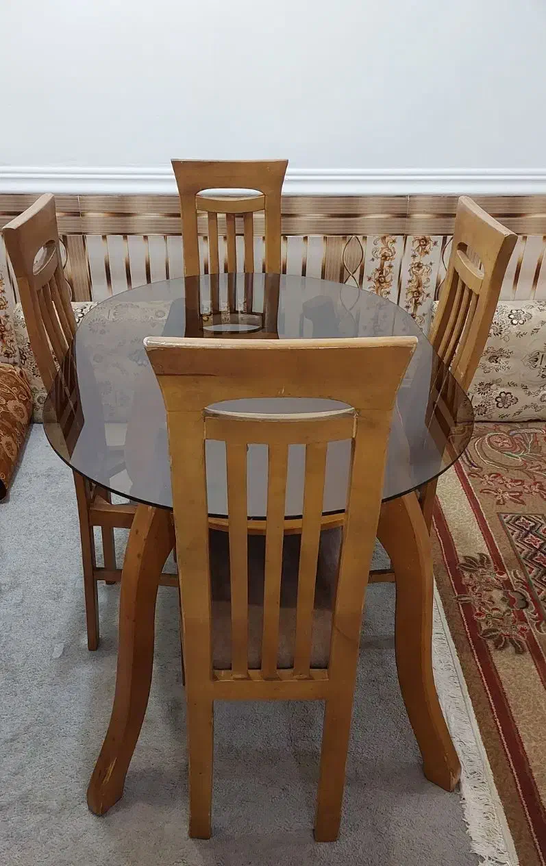 میز وصندلی غذا خوری ۴نفره|میز و صندلی غذاخوری|بهبهان, |دیوار