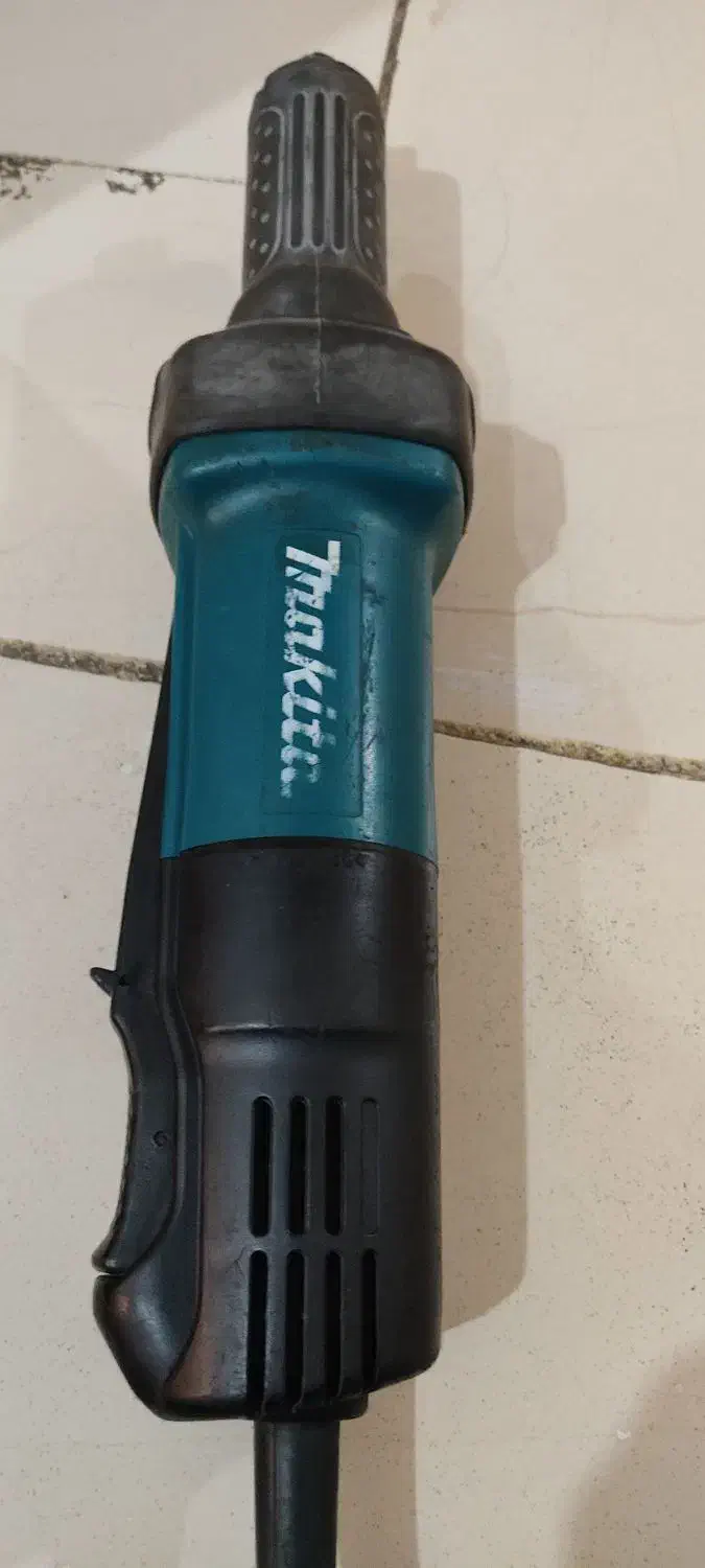 پ.  وفرز انگشتی ماکیتا GD0600،شلاقی،وفرانسه|ابزارآلات|اسلام‌شهر, زرافشان|دیوار