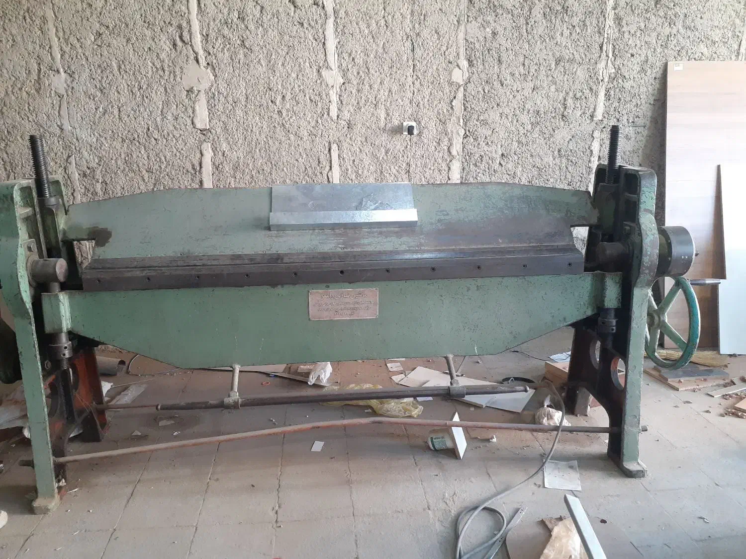 دستگاه خم کابینت فلزی|ماشین‌آلات صنعتی|گنبد کاووس, |دیوار