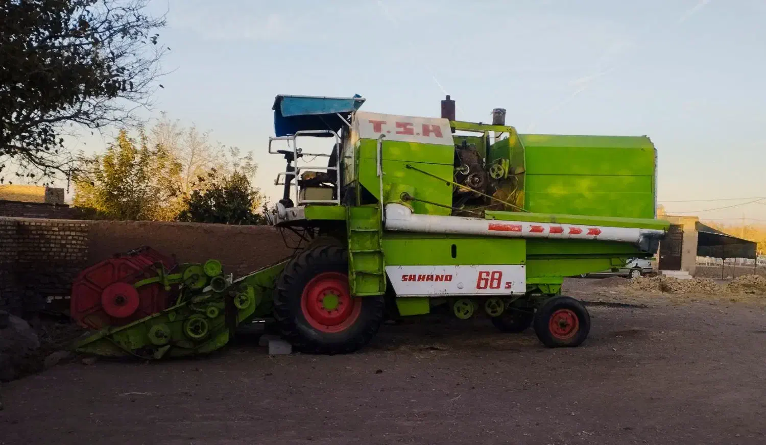 کمباین سهند کلاس کاهکوب|خودرو سنگین|جلگه رخ, |دیوار