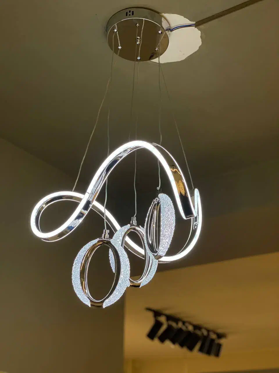 لوستر smd وارداتی مدل لوما|لوستر و چراغ آویز|قم, دورشهر|دیوار