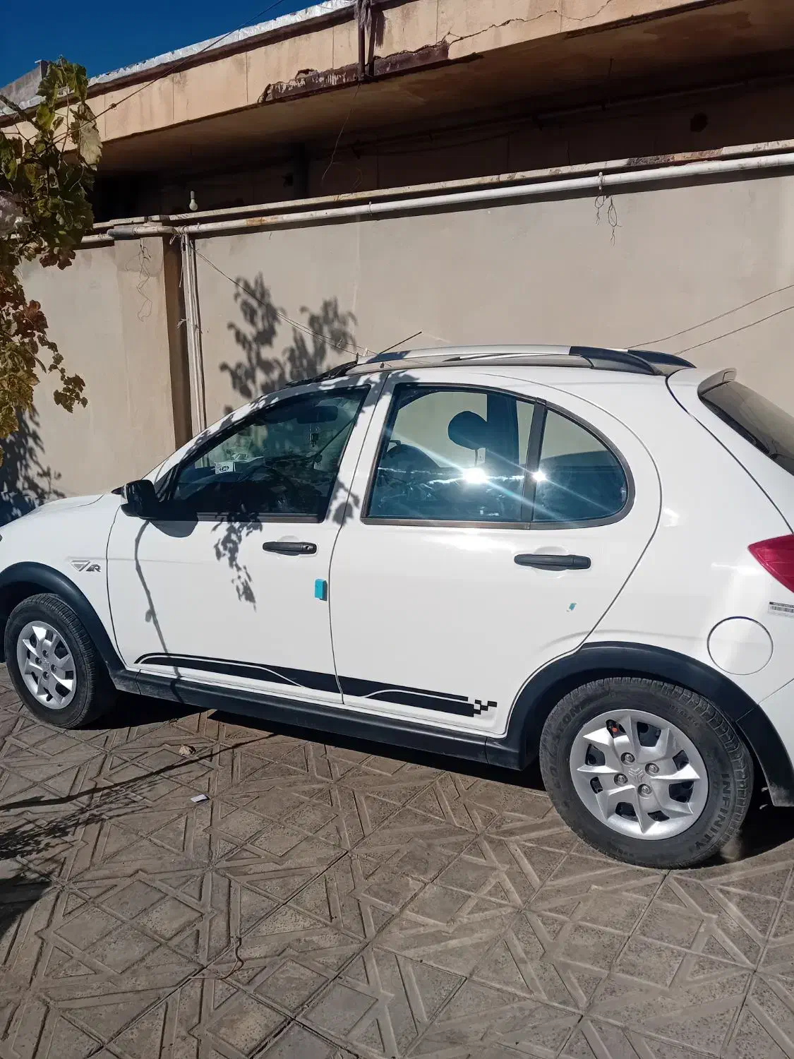 کوییک مدل 1402 بیمه کامل|خودرو سواری و وانت|ابهر, |دیوار