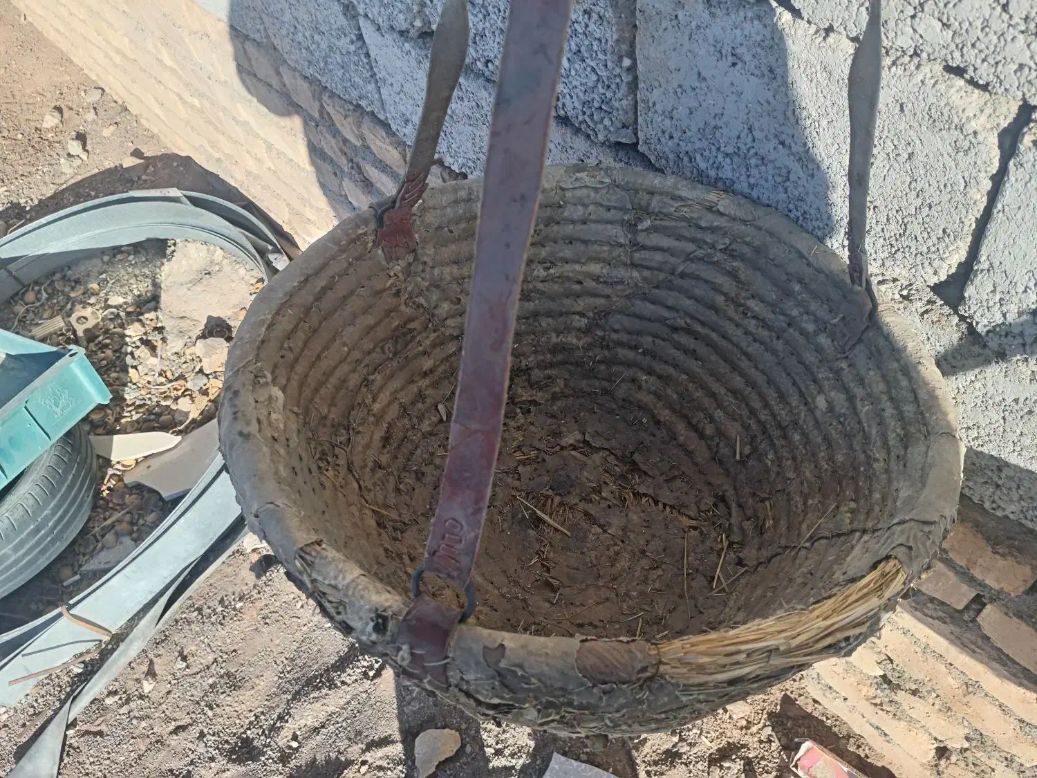 قپان قدیمی|کلکسیون اشیاء عتیقه|کوهپایه, |دیوار