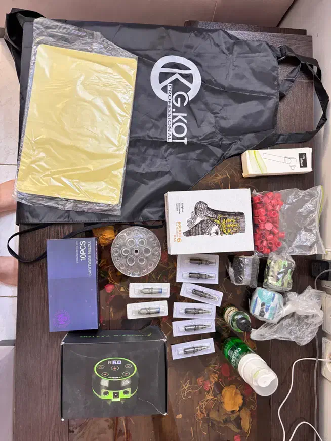 وسایل تاتو|آرایشگاه و سالن‌های زیبایی|شاهین‌شهر, مسکن مهر|دیوار