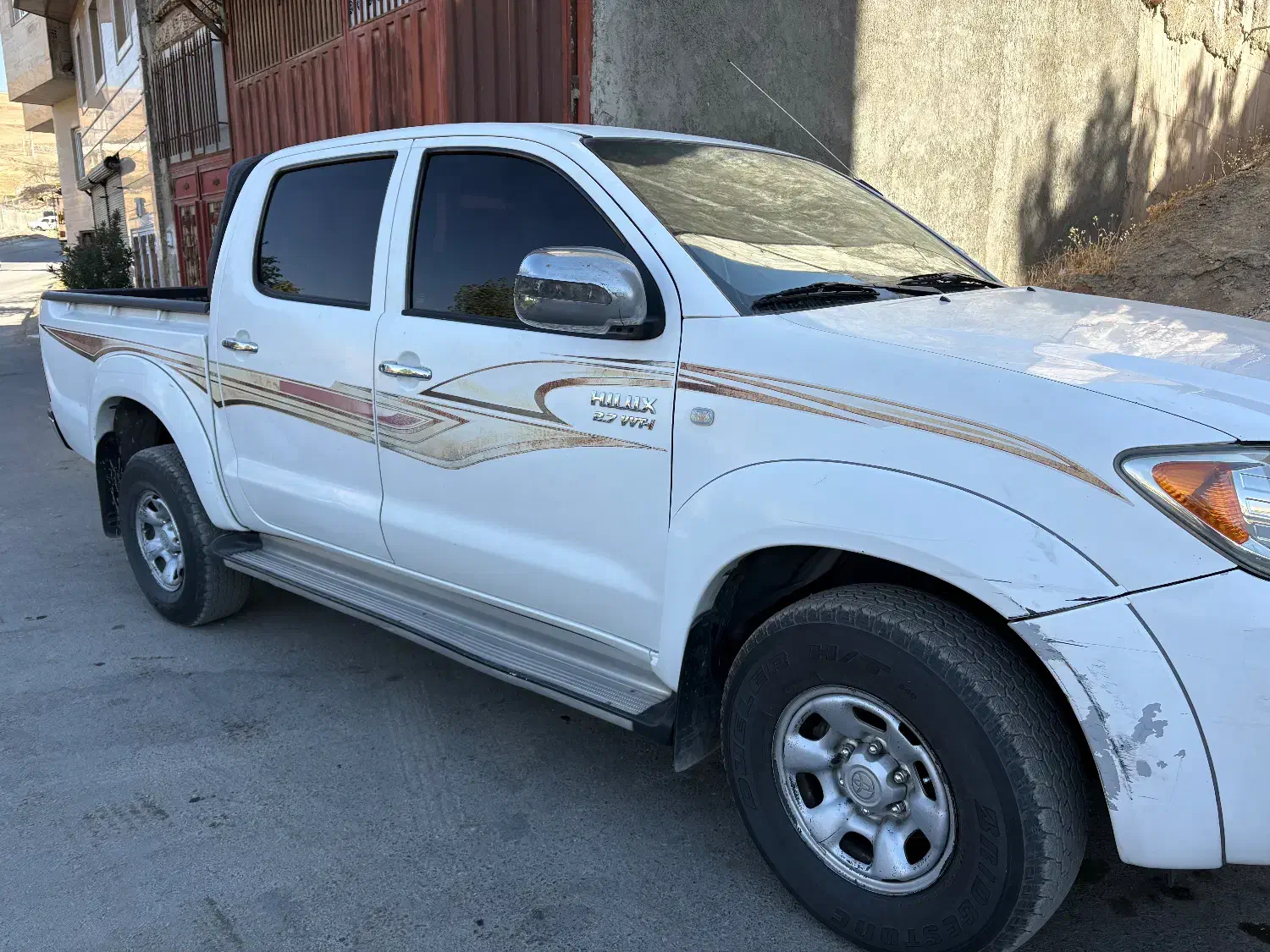 تویوتا هایلوکس|خودرو سواری و وانت|سنندج, |دیوار