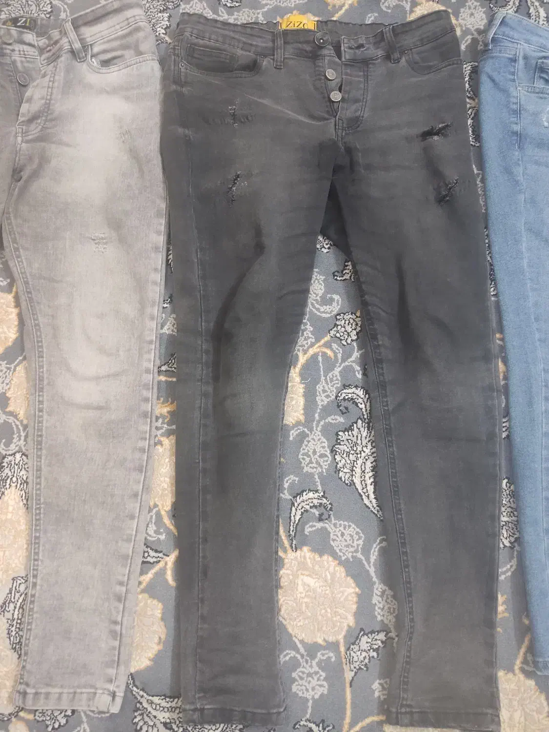 فروش پوشاک|لباس|شیراز, چوگیاه‎|دیوار