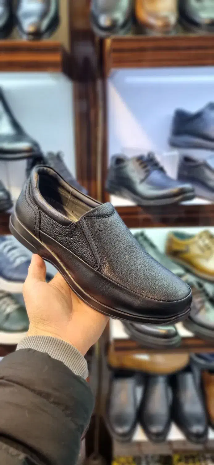 طبی تمام چرم سبک و نرم|کیف، کفش، کمربند|تبریز, |دیوار