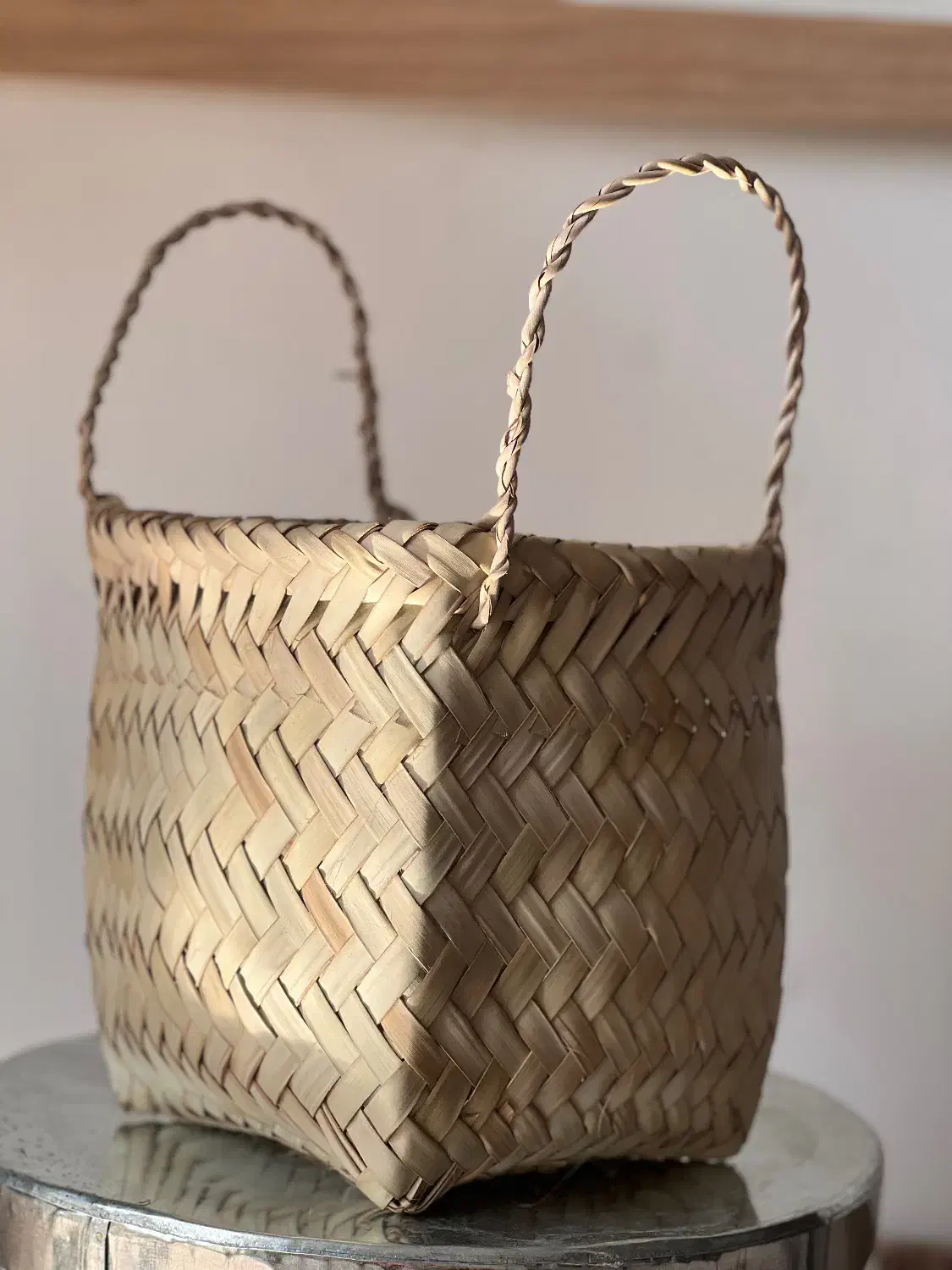 فروش سبد حصیری تک و کلی|صنایع دستی و سایر لوازم تزئینی|لاهیجان, شیشه گران|دیوار