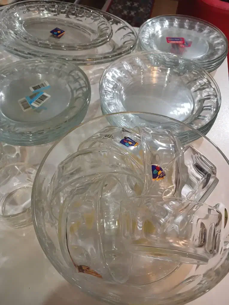 سرویس غذاخوری|ظروف سرو و پذیرایی|شاهینشهر, عطار|دیوار