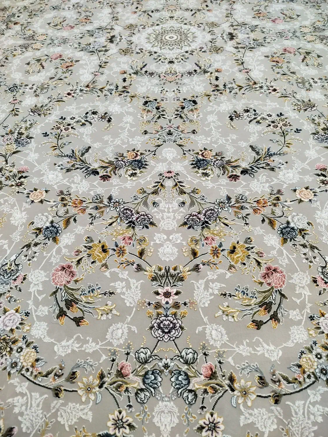 چهار عدد فرش ۹متری در حد نو|فرش|سنقر, |دیوار