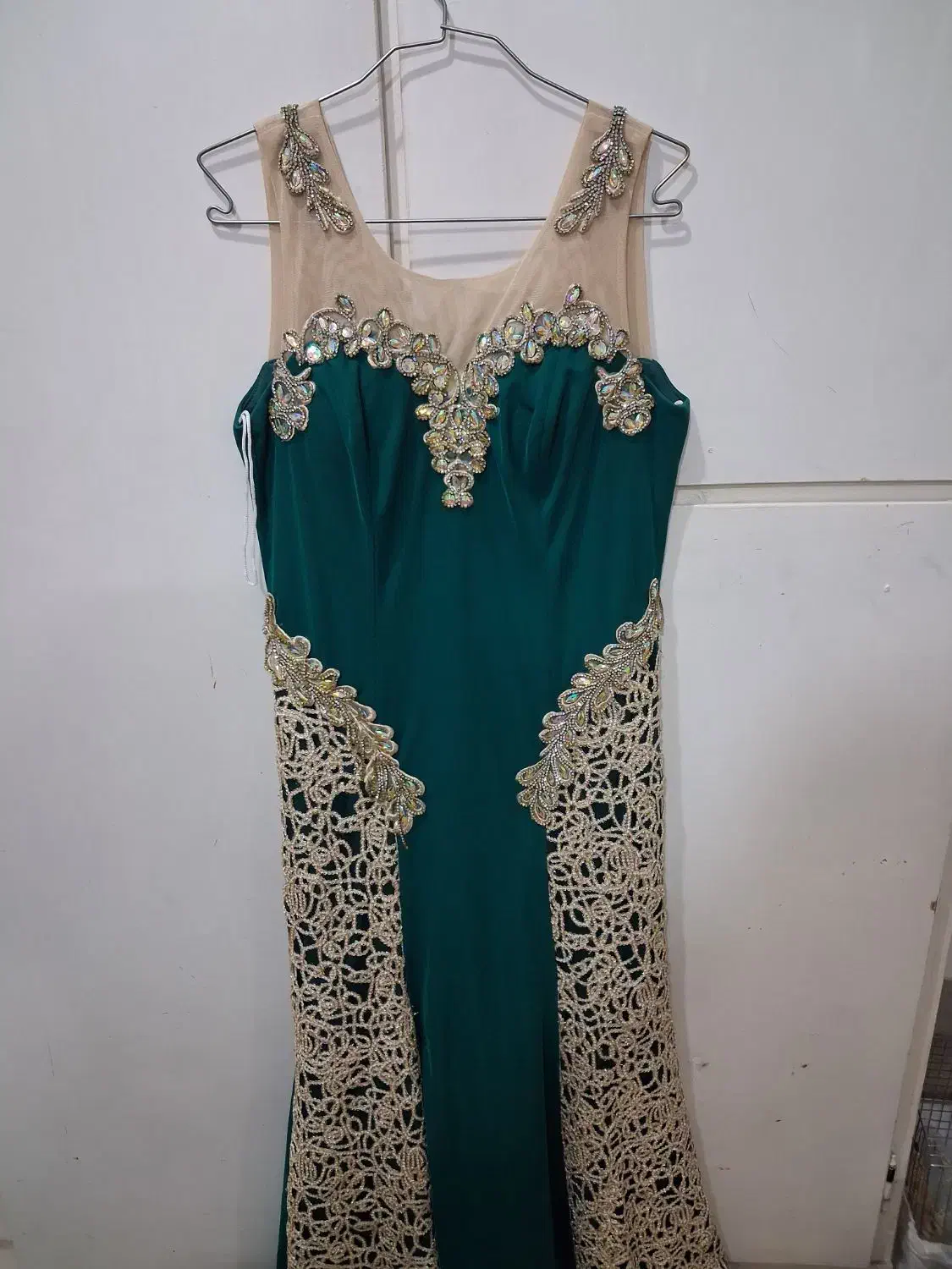 لباس مجلسی ۴۴ به بالا|لباس|قم, لبچال|دیوار