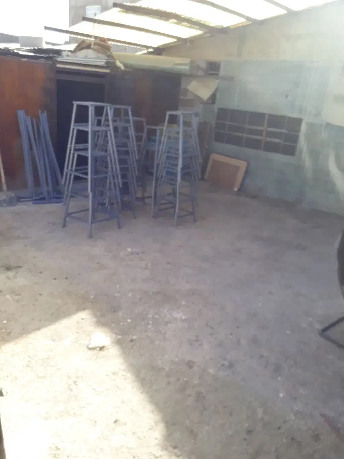 کارگر ساده وجوشکار|استخدام صنعتی، فنی، مهندسی|محمدیه-قزوین, |دیوار