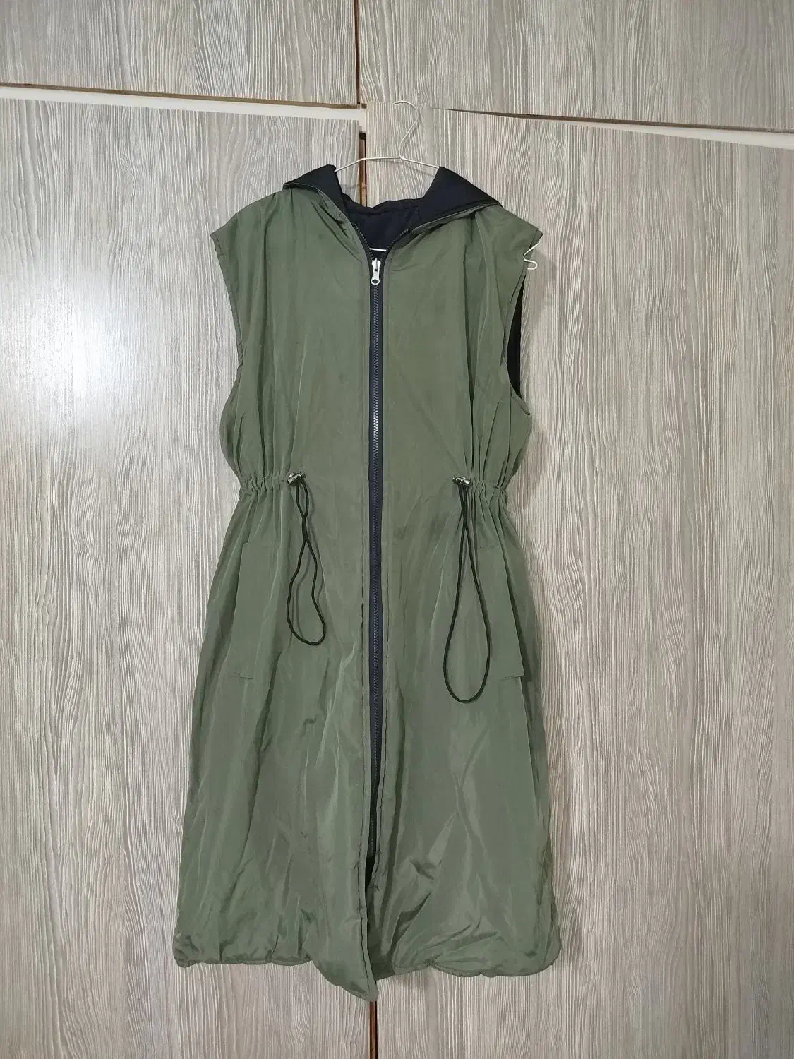 پافر|لباس|زرندیه, |دیوار