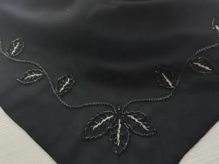 جواهردوزی روی پارچه و ساخت دستبند و گوشواره میوکی|لباس|ارومیه, |دیوار