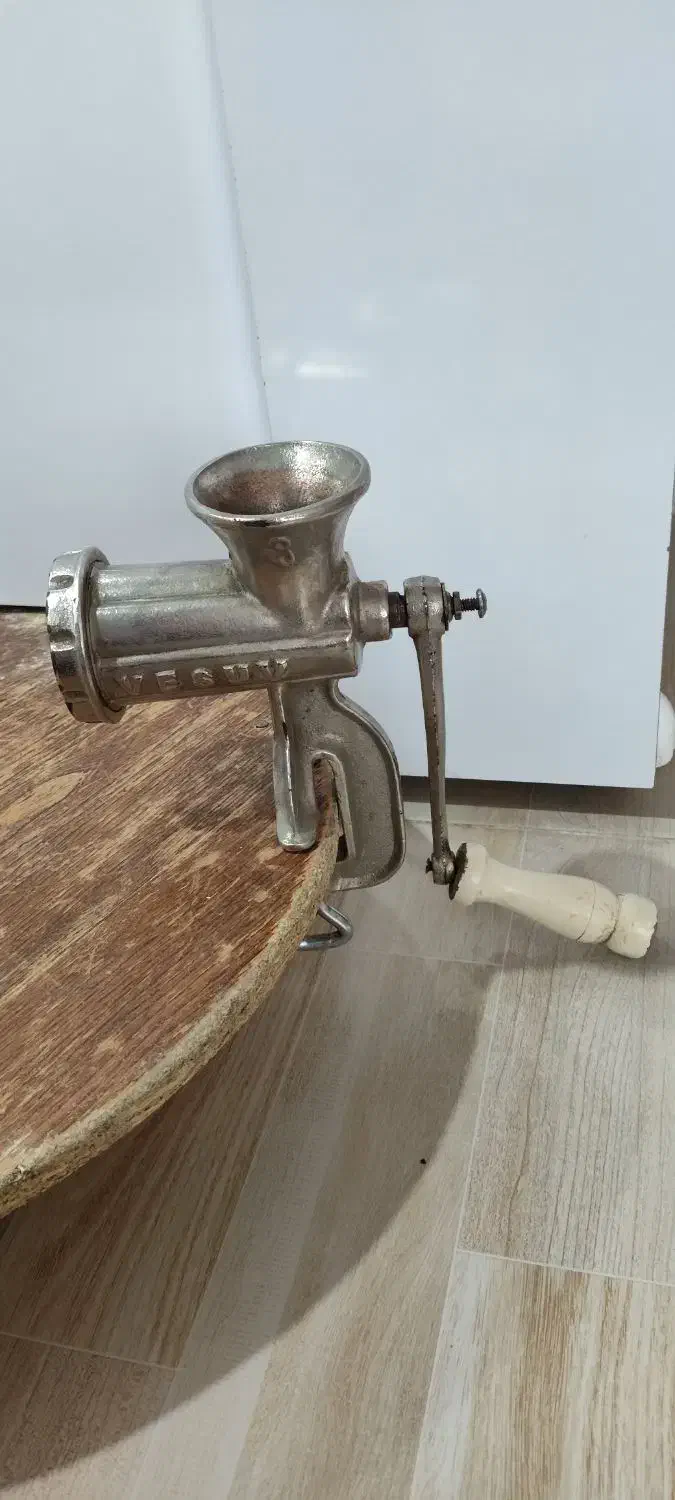 چرخ گوشتی دستی قدیمی|خردکن، آسیاب، غذاساز|ایذه, |دیوار