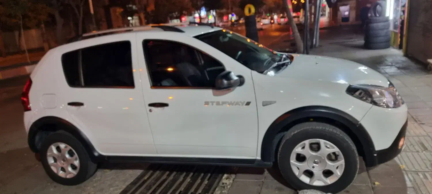 ساندرو استپ وی مدل ۹۶|خودرو سواری و وانت|زنجان, |دیوار