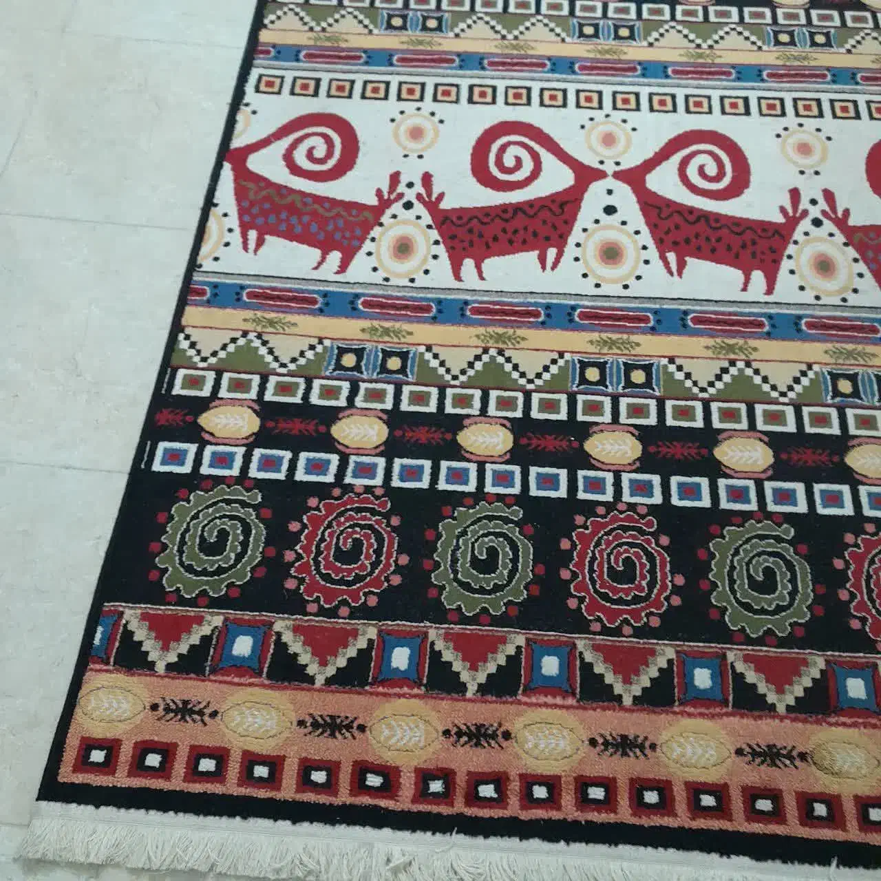 فرش ماشینی ۴متری در تهران شهران جنوبی|فرش|لاهیجان, لیالستان|دیوار