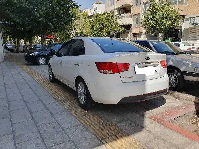 سراتو ۲۰۰۰ اتومات مدل ۹۵|خودرو سواری و وانت|شیراز, باغ تخت|دیوار