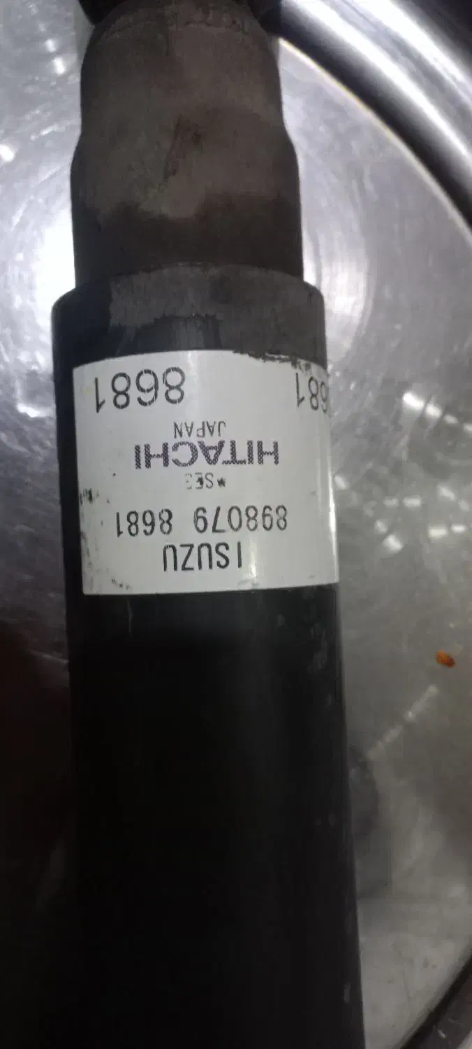 کمک فنر ایسوزو۶ تن سالم سالم|قطعات یدکی و لوازم جانبی|کارون, |دیوار