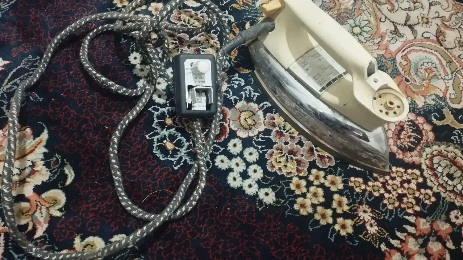 اتو درحد نو|اتو و لوازم اتو|یزد, |دیوار
