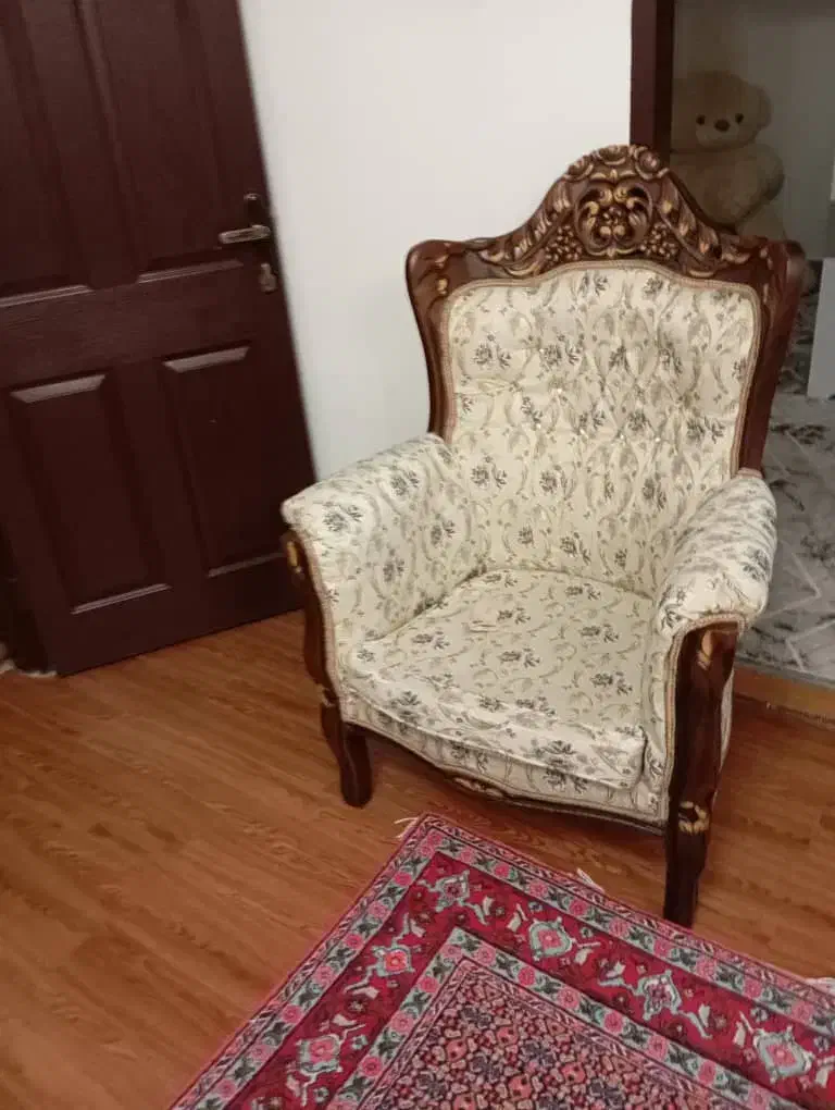 فروش مبل سلطنتی مشابه نو|مبلمان خانگی و میز عسلی|سنندج, |دیوار