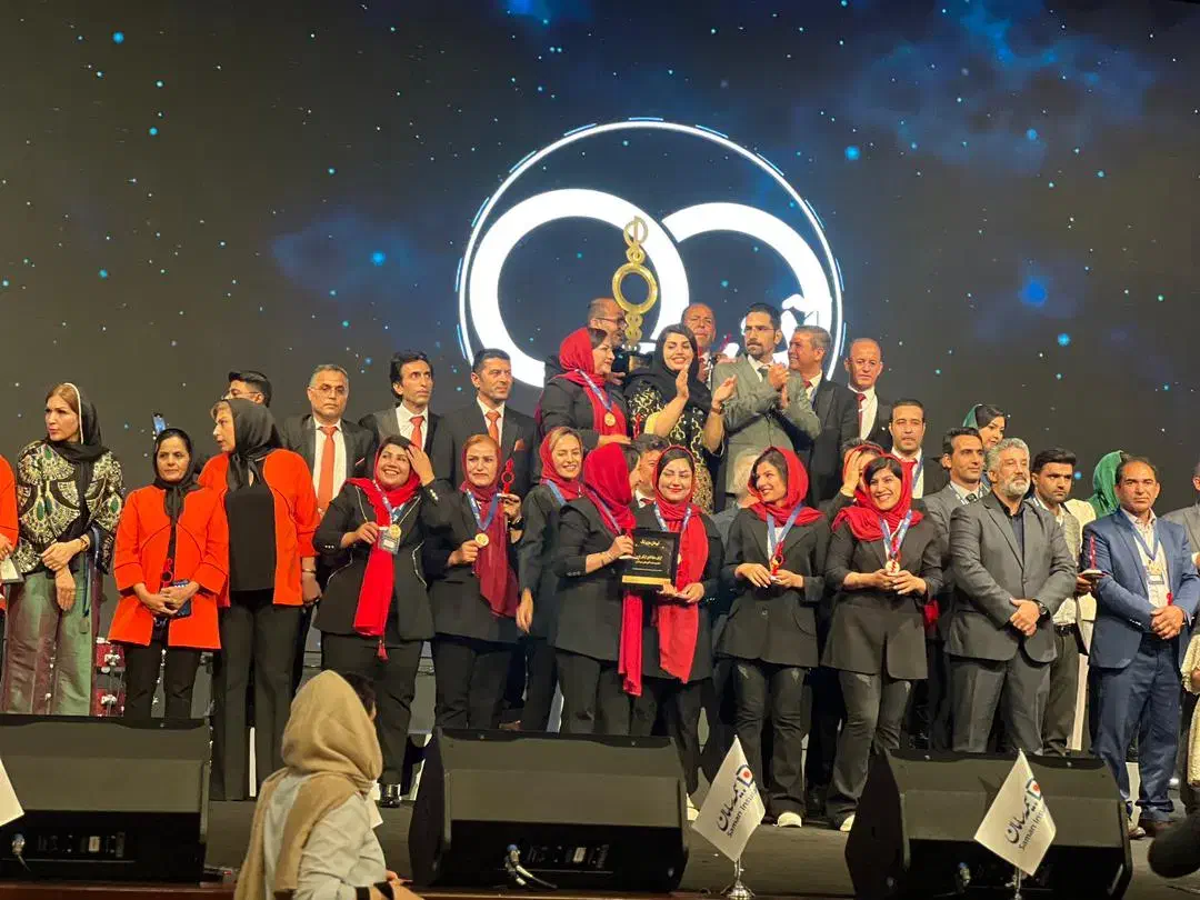 آگهی استخدام ویژه در شهرستان زرین دشت|استخدام بازاریابی و فروش|ایزدخواست, |دیوار