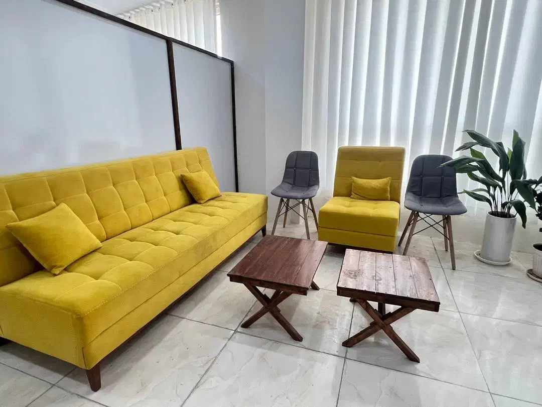 فروش مبل +دو عدد صندلی|مبلمان خانگی و میز عسلی|برازجان, |دیوار