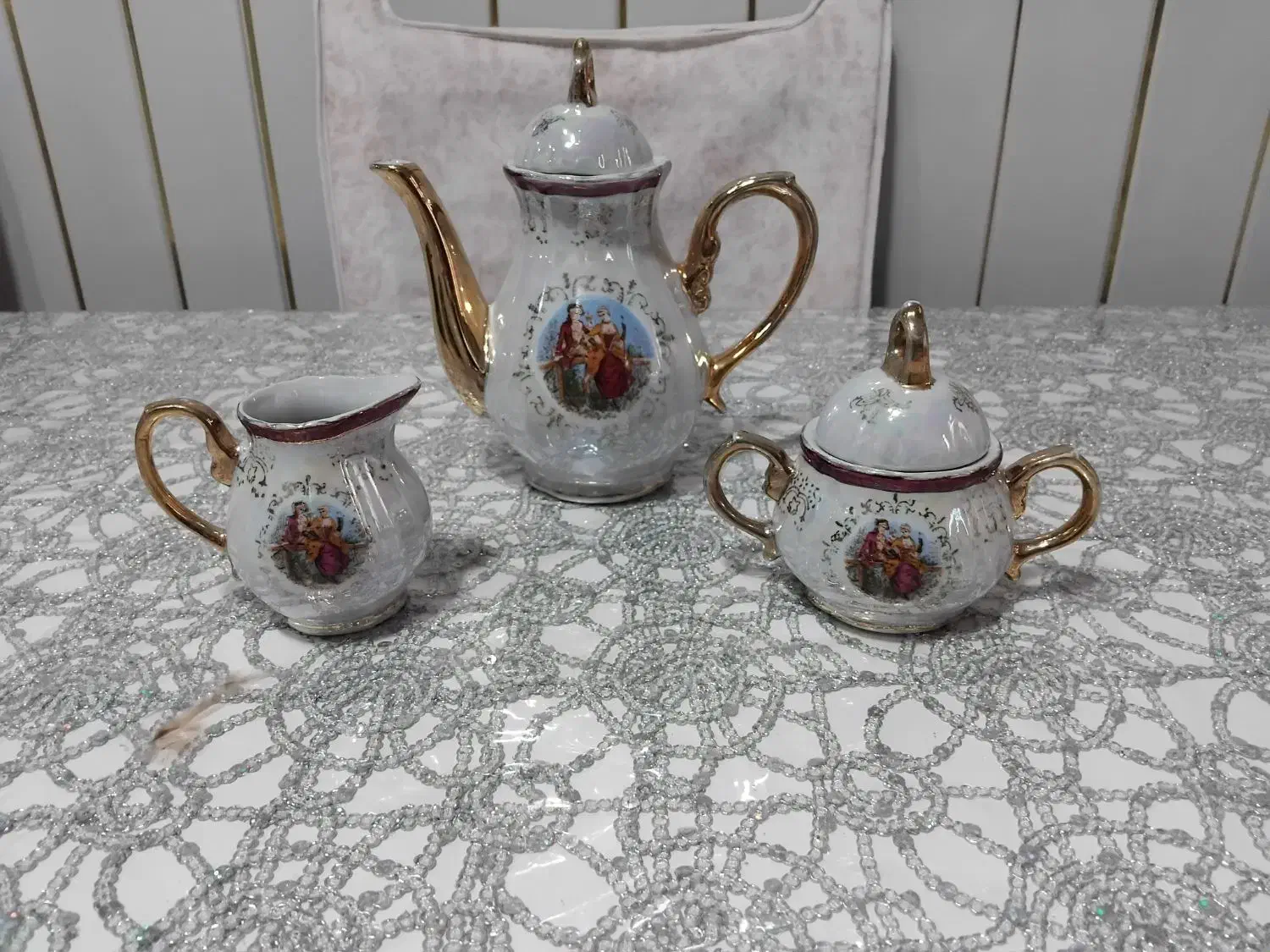 استند وسه تیکه چایی خوری|ظروف سرو و پذیرایی|مشهد, گلبرگ|دیوار