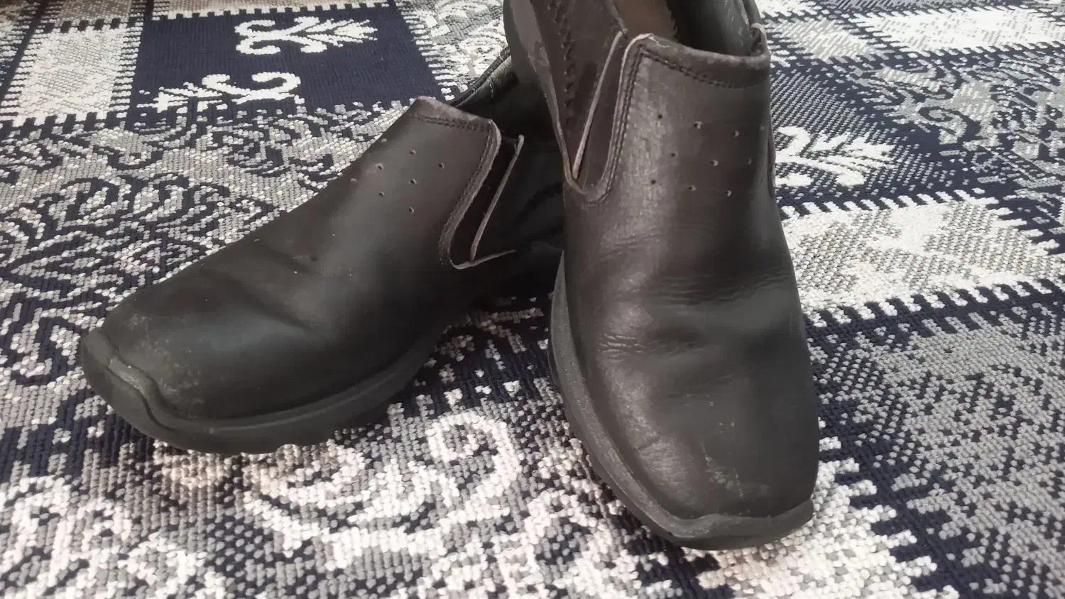 سه جفت کفش مردانه سایز ۴۲ یک تومن|کیف، کفش، کمربند|ساوه, |دیوار