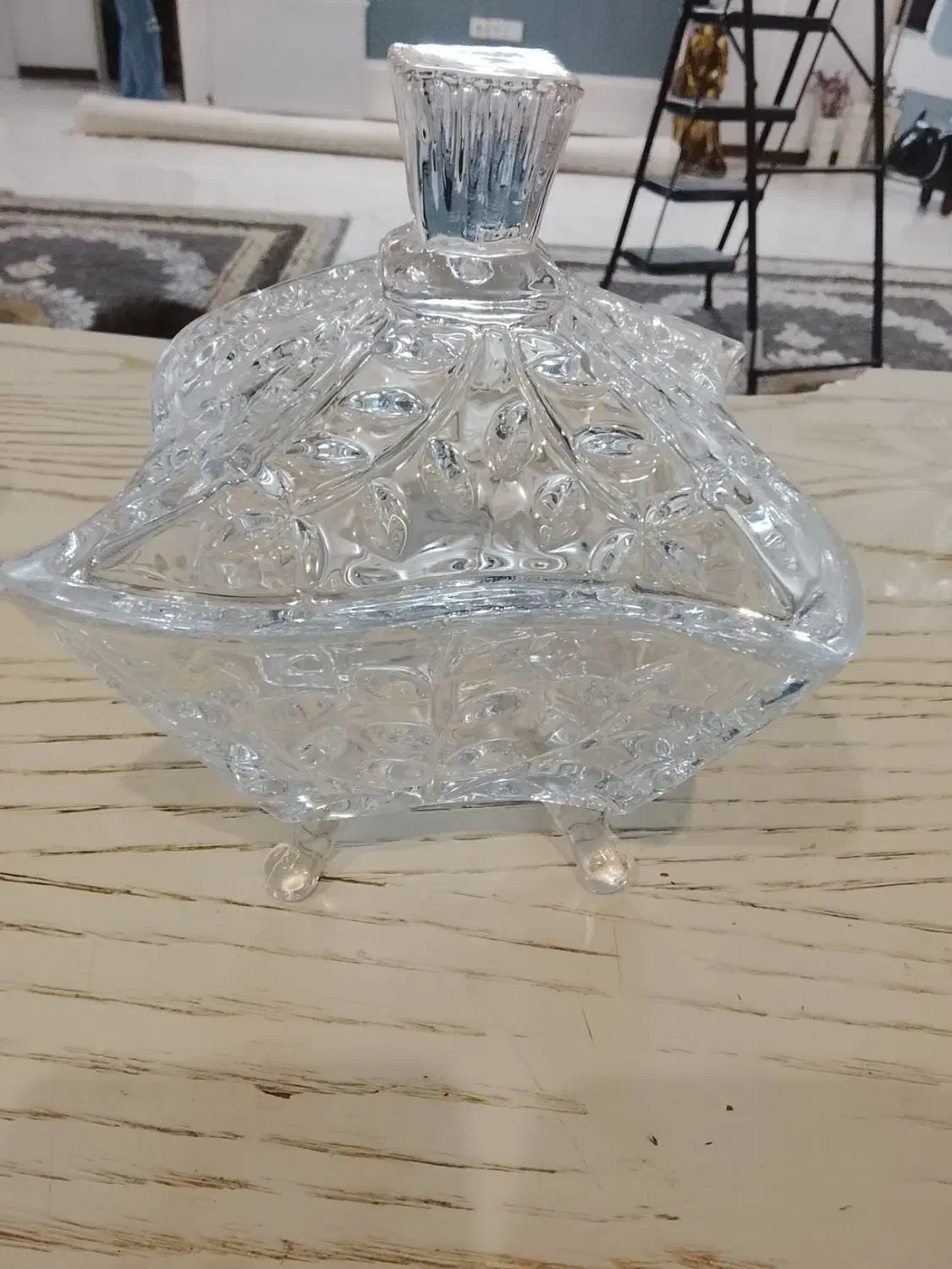 تعداد ظروف پذیرایی گل خورشیدی و تراش در حد نو|ظروف سرو و پذیرایی|مشهد, امیریه|دیوار