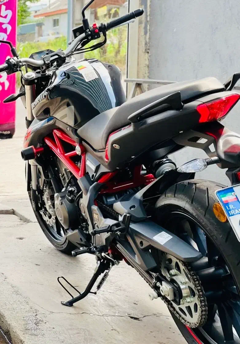 بنلی ۳۰۰ مدل ۴۰۱|موتورسیکلت|رشت, سعدی (تختی)|دیوار