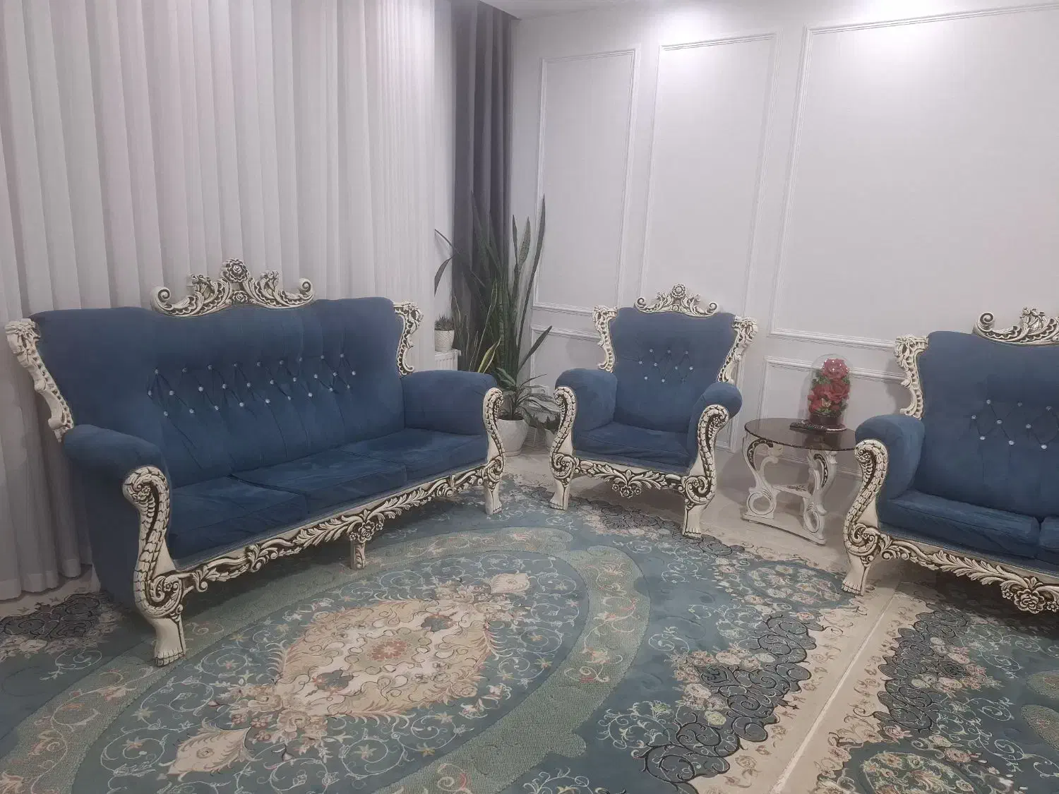 مبلمان۷نفره همراه با ساعت و آینه و کنسول|مبلمان خانگی و میز عسلی|سنندج, |دیوار