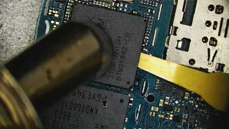 تعمیرات تخصصی موبایل و تبلت|خدمات رایانه‌ای و موبایل|نیشابور, محله میدان باغات|دیوار