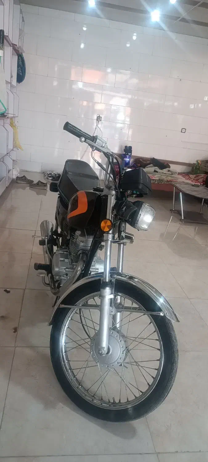 82تمیز.درحد صفر|موتورسیکلت|فلارد, |دیوار