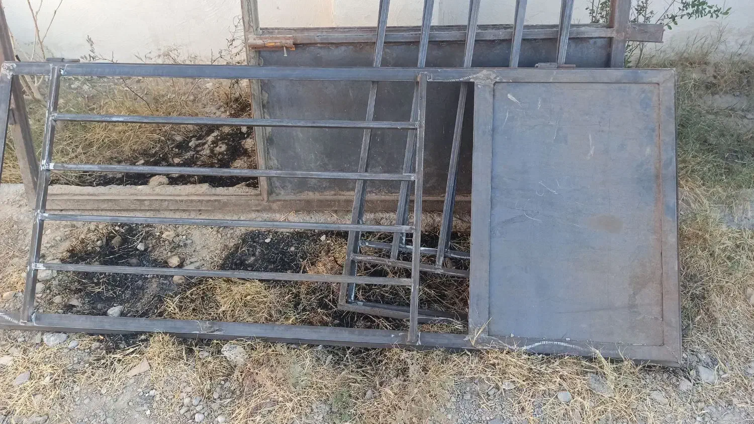 در مغازه|مصالح و تجهیزات ساختمان|جزنیک, |دیوار