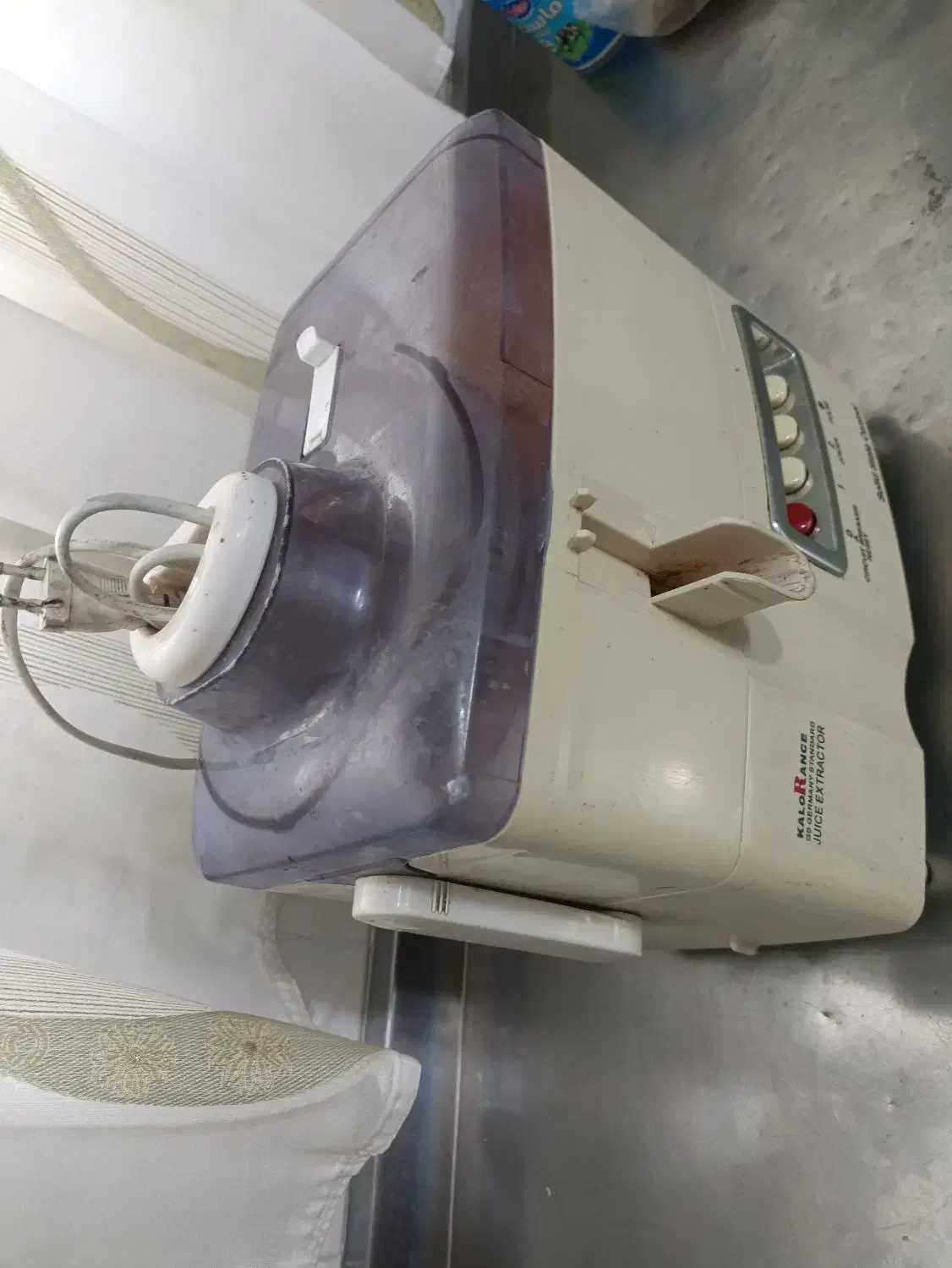 آبمیوه گیری|آبمیوه‌گیر و آب‌مرکبات‌گیر|سبزوار, قصبه اب یمین|دیوار