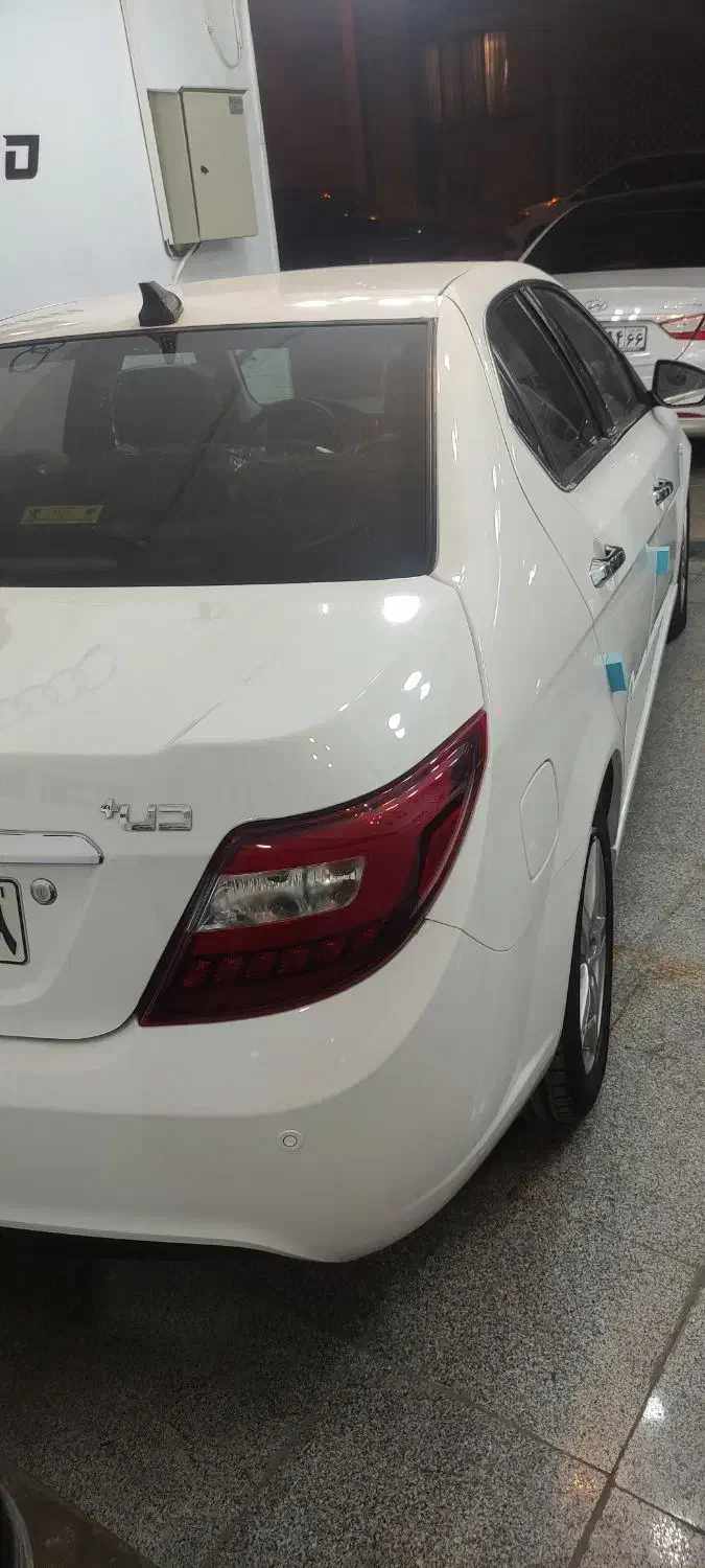 دنا پلاس توربو 6دنده سانروف دار (خشک ) 1402|خودرو سواری و وانت|همدان, |دیوار