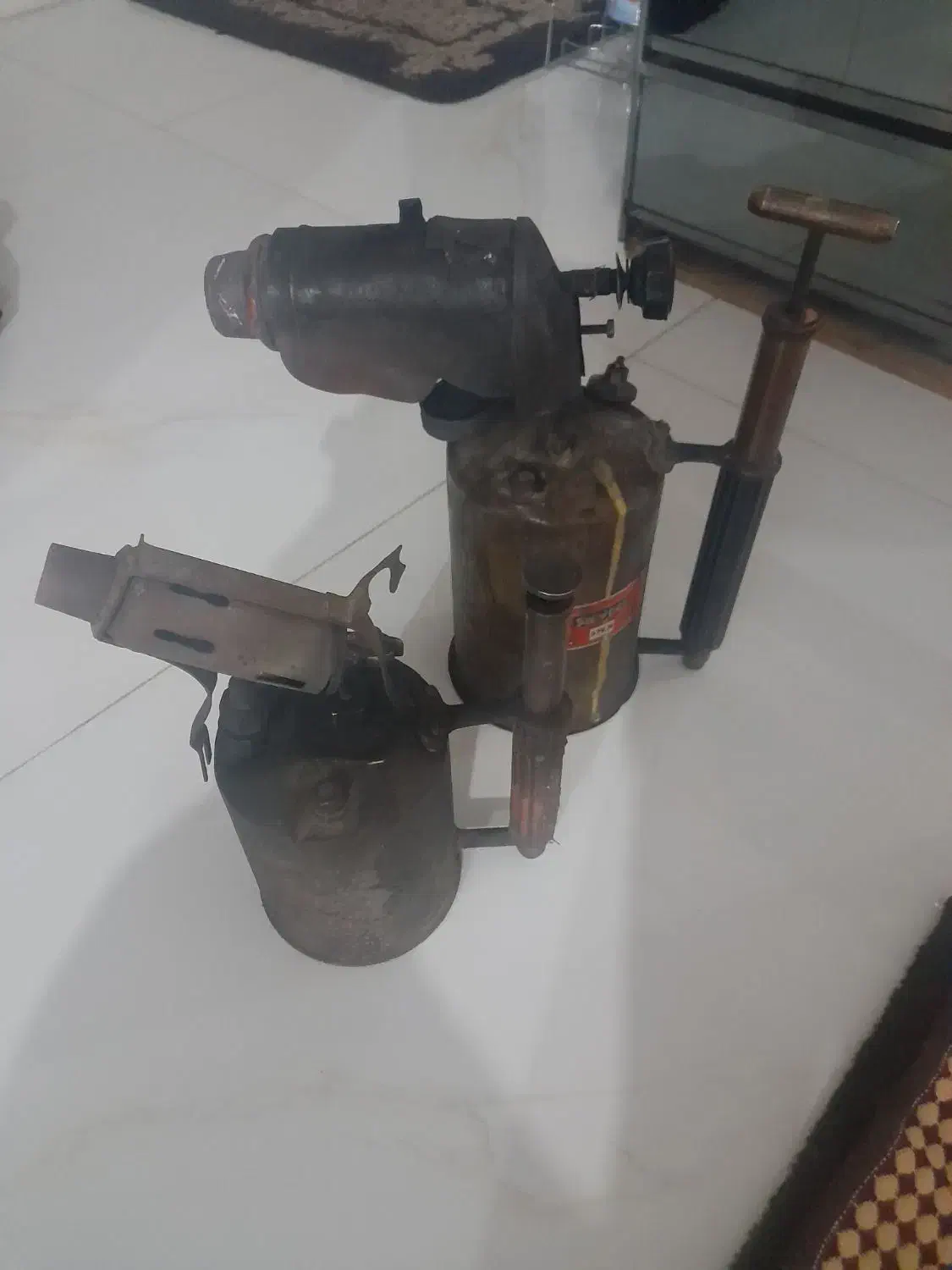 چراغ نفتی قدیمی اتیقه سالم|کلکسیون اشیاء عتیقه|مشگین شهر, |دیوار