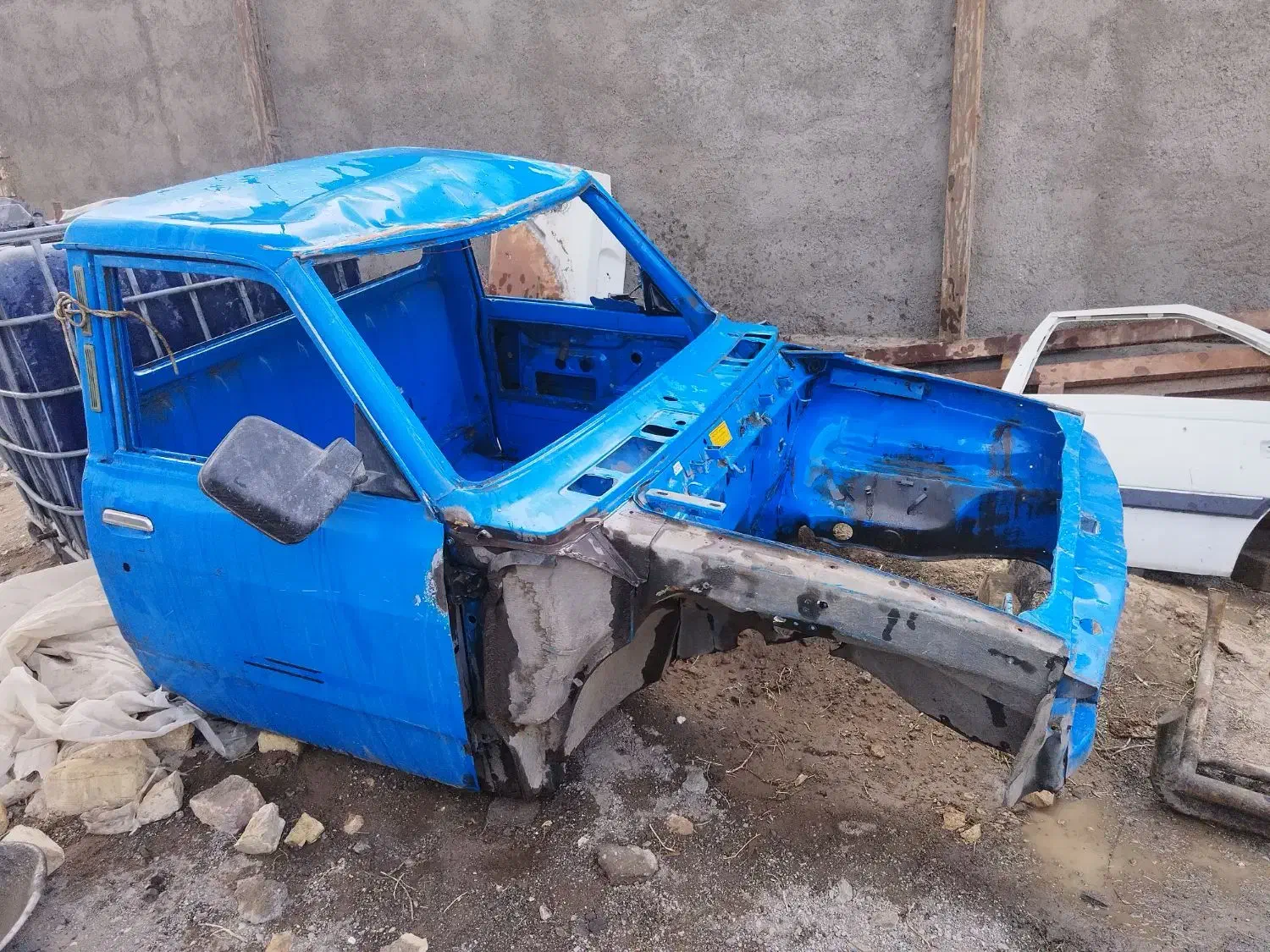 اتاق جلو نیسان ۹۴|قطعات یدکی و لوازم جانبی|جعفرآباد, |دیوار